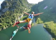 熊猫直播APP-从奥地利绝杀塞内加尔到格列兹曼状态火热，足球世界中的偶然与必然