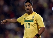 熊猫体育中国App-丹麦鏖战比利时，努涅斯教科书级表现，诠释现代中锋的完美定义