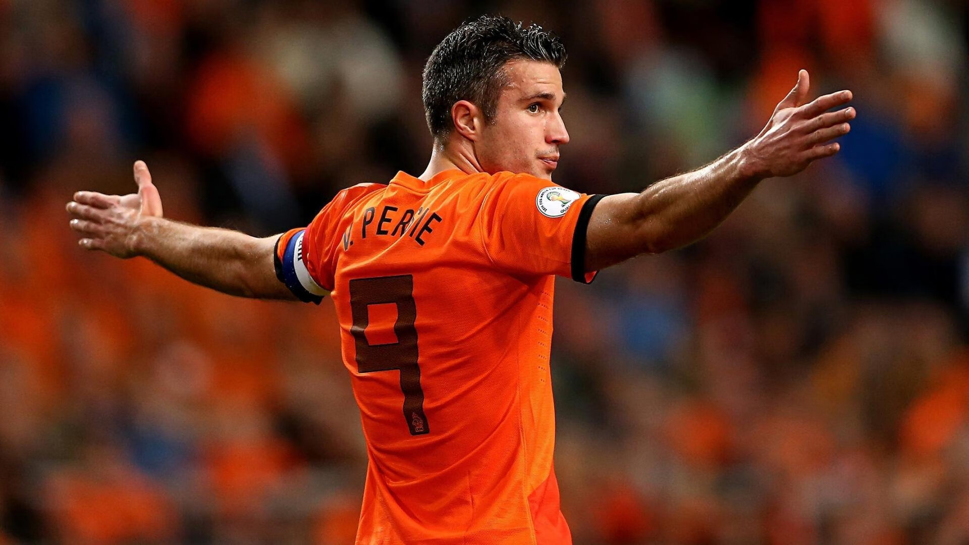 法网红土碾压温网草场，德约科维奇点燃时代之争的终极赛场